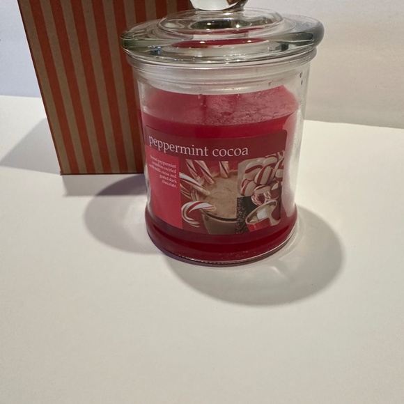 Langley Peppermint Cocoa 2 Wick Candle - Picture 3 of 3